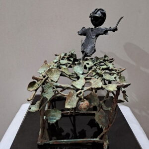 Plantation – Figurative Bronze Sculpture [ 11 X 9.5 X 11.5 inches ]